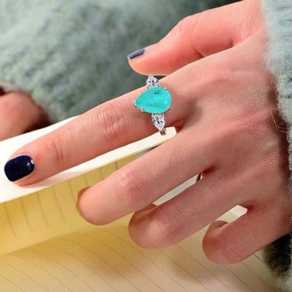 ✨✨Paraiba Tourmaline Pear Engagement Ring✨✨ - Picture 3 of 5